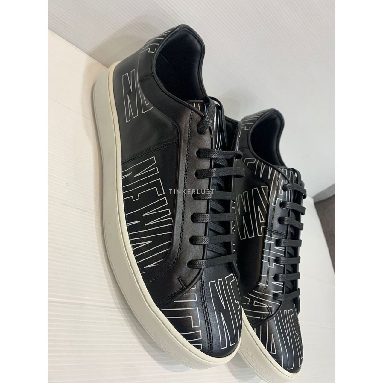 Christian dior PRET-A-PORTER 唯一無二　超希少 AUTH Pre-owned CHRISTIAN DIOR Raster Line Trotter/Shoulder